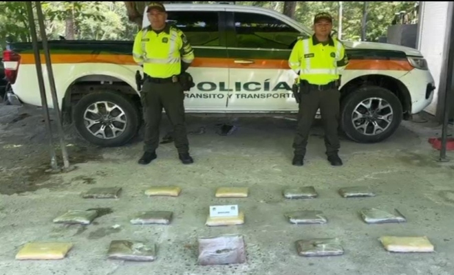 La Policía Nacional en Bolívar incauta droga camuflada como encomienda en empresa de mensajería