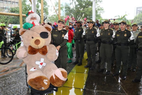La Policía despliega en Cali el Plan Navidad “Familias Felices” 