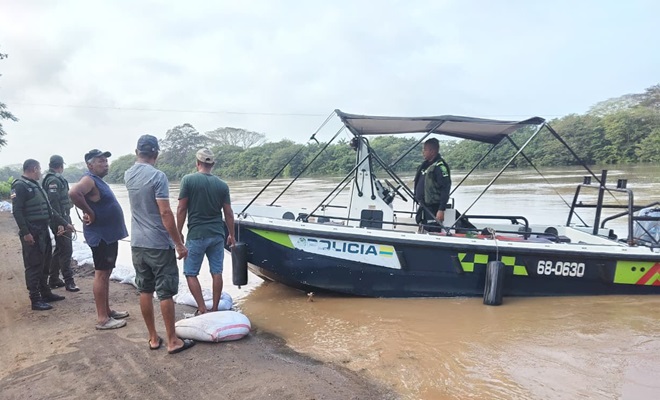 Patrulla fluvial con la comunidad
