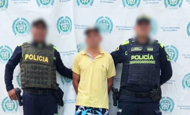 Dos Polic&iacute;as y un capturado