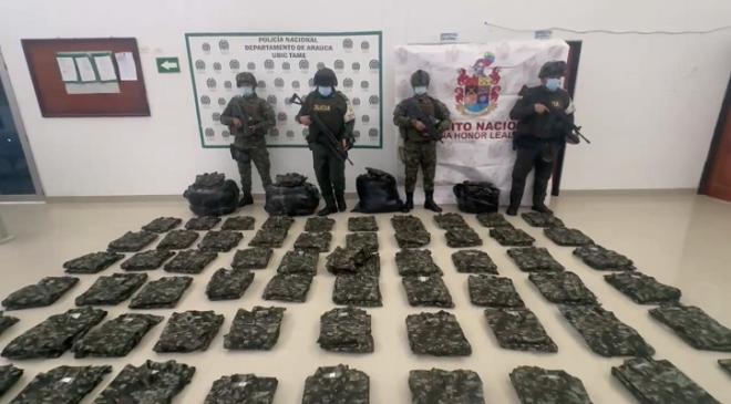 Elementos de uso privativo de la fuerza p&uacute;blica que fueron incautados y dejados a disposici&oacute;n de la Fiscal&iacute;a