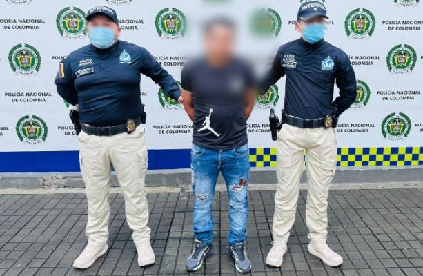 Acondicionaba caletas para transportar estupefacientes de Colombia a Ecuador