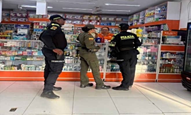 Policías y comunidad