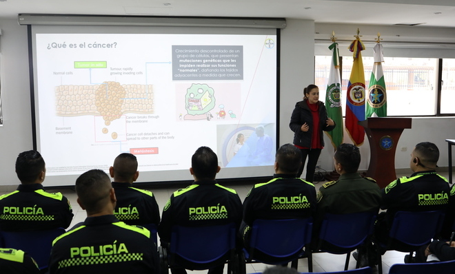 Se estima que el riesgo de padecer de cancer es del 25% y cada 3.5 segundos muere una persona en el mundo por esta enfermedad