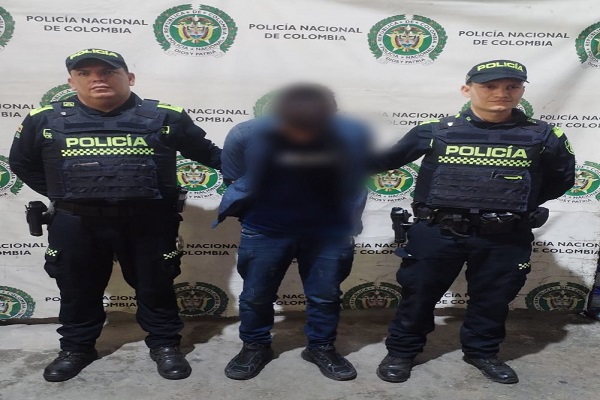Sorprendido en flagrancia mientras hurtaba en una panadería del centro de Neiva