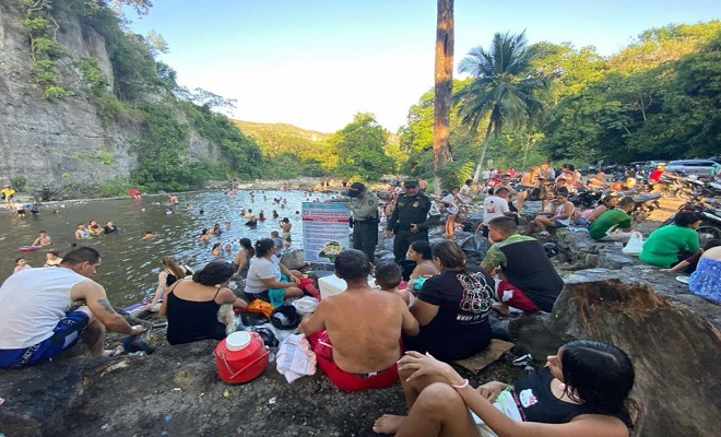 seguridad de los turistas nacionales y extranjeros que visitaron la región