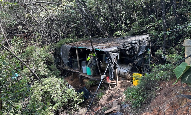 Produciría una tonelada de estupefacientes semanal, la cual era distribuida en Colombia y el exterior