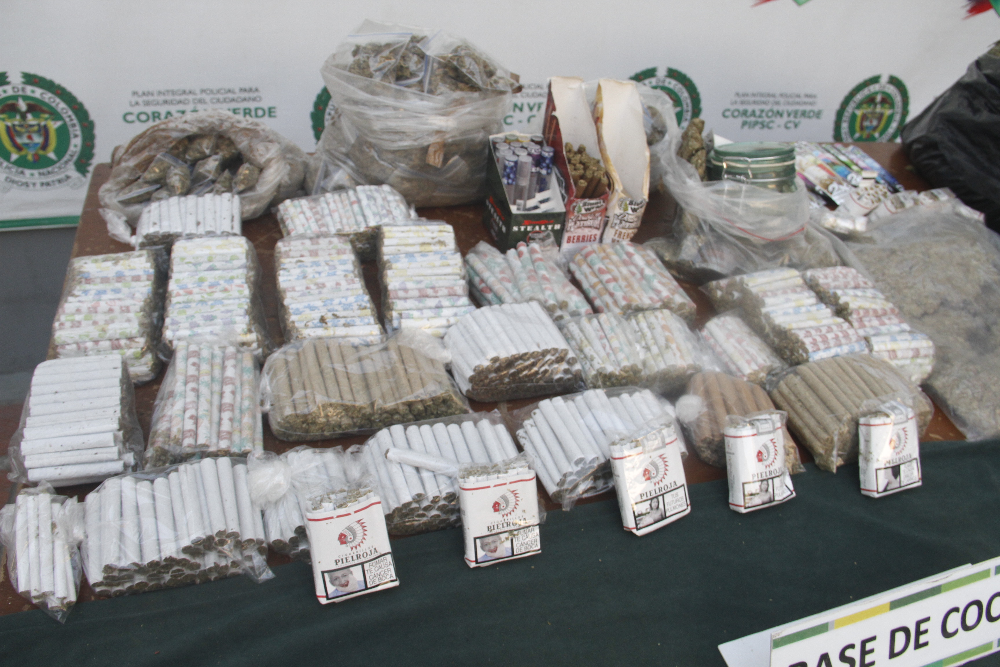 Operativos para devolver tranquildiad a habitantes de la comuna cuatro en Cali