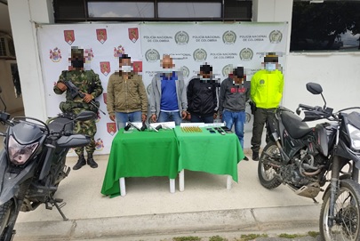 A-la-cárcel-cuatro-hombres-por-el-delito-de-porte-de-armas-de-fuego