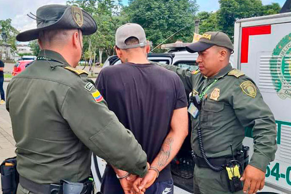 Ocasionó graves lesiones a un canino con arma corto punzante