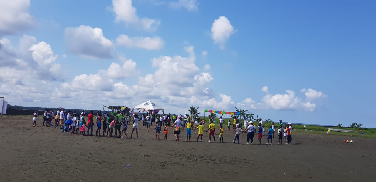 actividad-recreativa-con-niños-en-buenaventura-valle-del-cauca