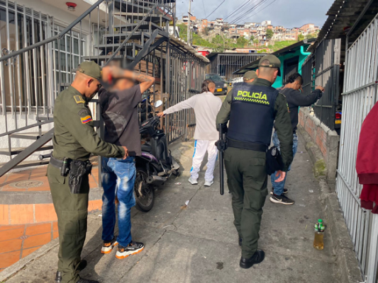 Planes de registro en las vías de la ciudad