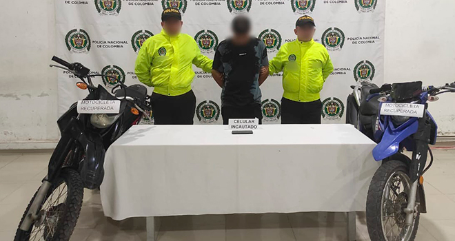 En diligencia de registro y allanamiento, es capturada una persona y recuperadas 02 motocicletas
