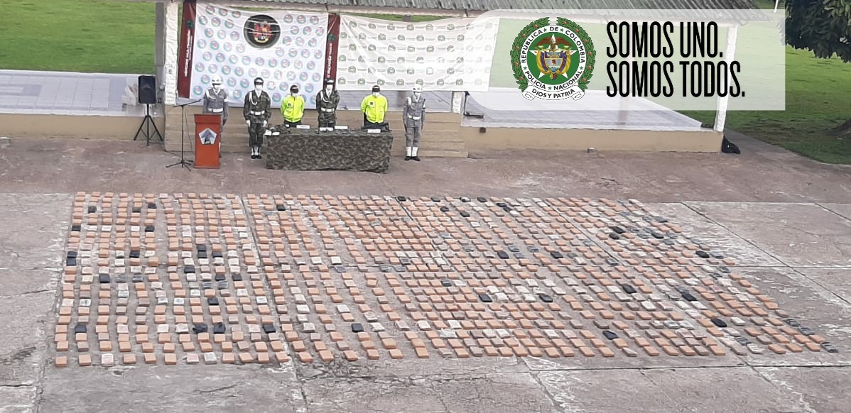 Hallazgo de más de 01 tonelada de marihuana