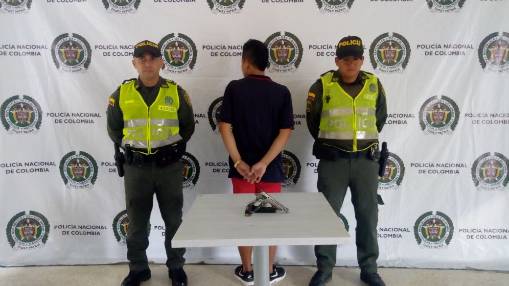 Dos adolescentes aprehendidos y la recuperación de una motocicleta son los resultados de las últimas horas