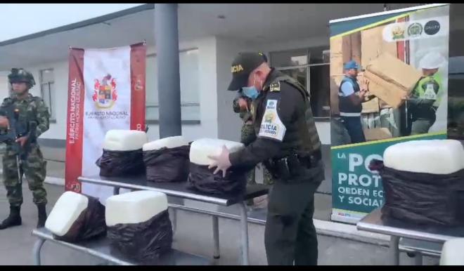 Policía Fiscal y Aduanera