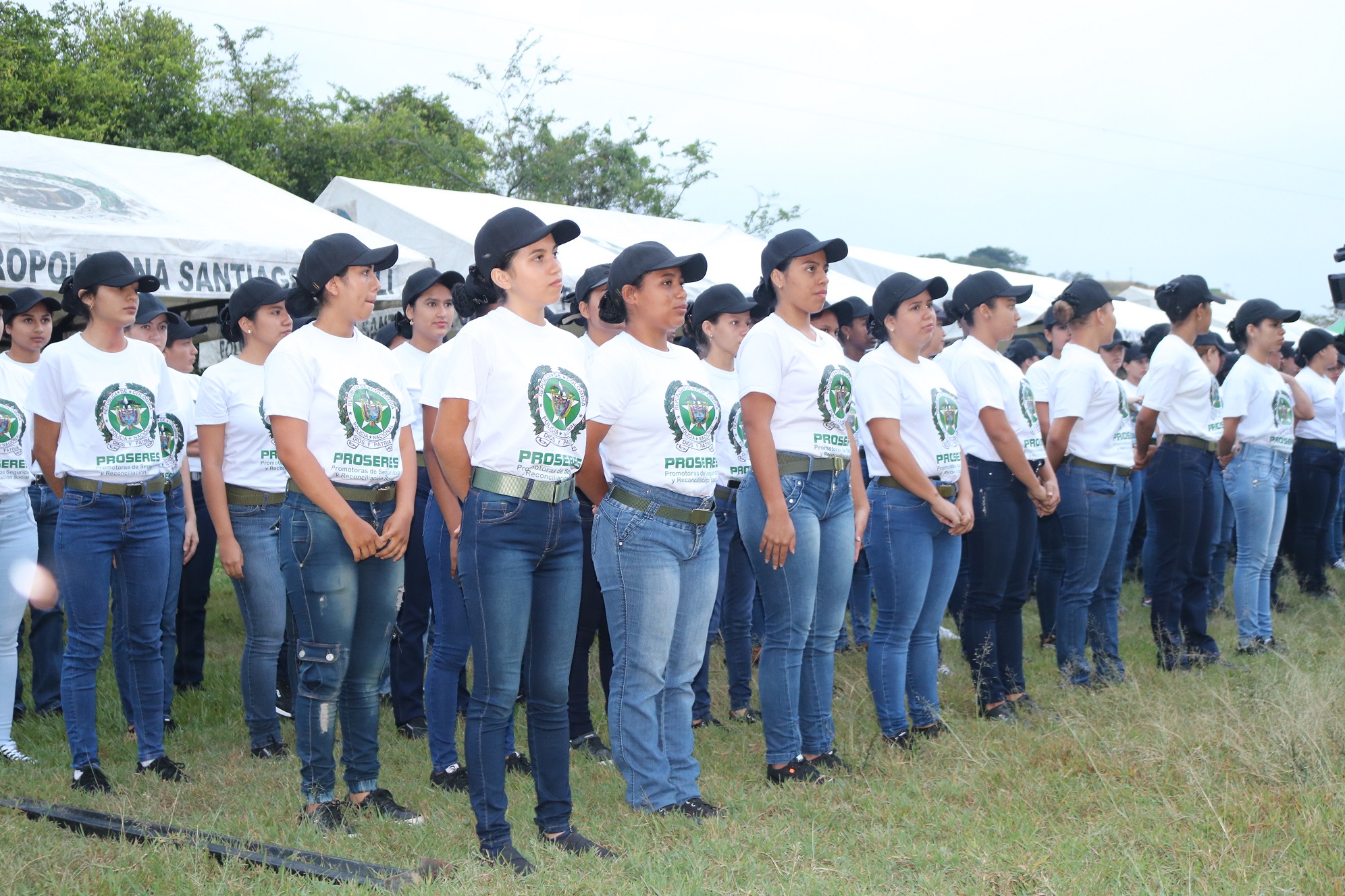 Primeras-mujeres-auxiliares-en-Cali