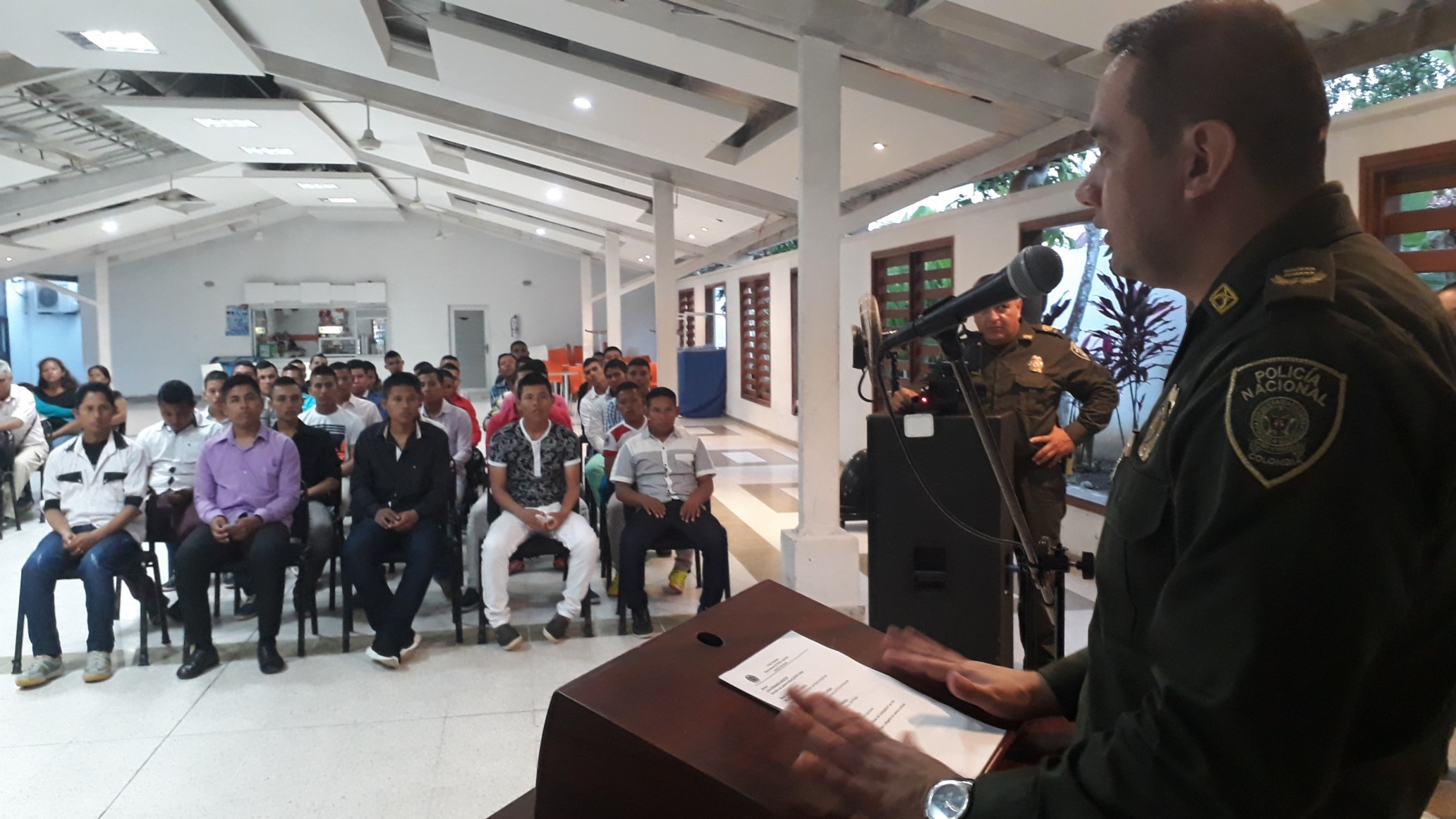  Comandante de la policía agradeció a sus familiares la confianza depositada en la institución