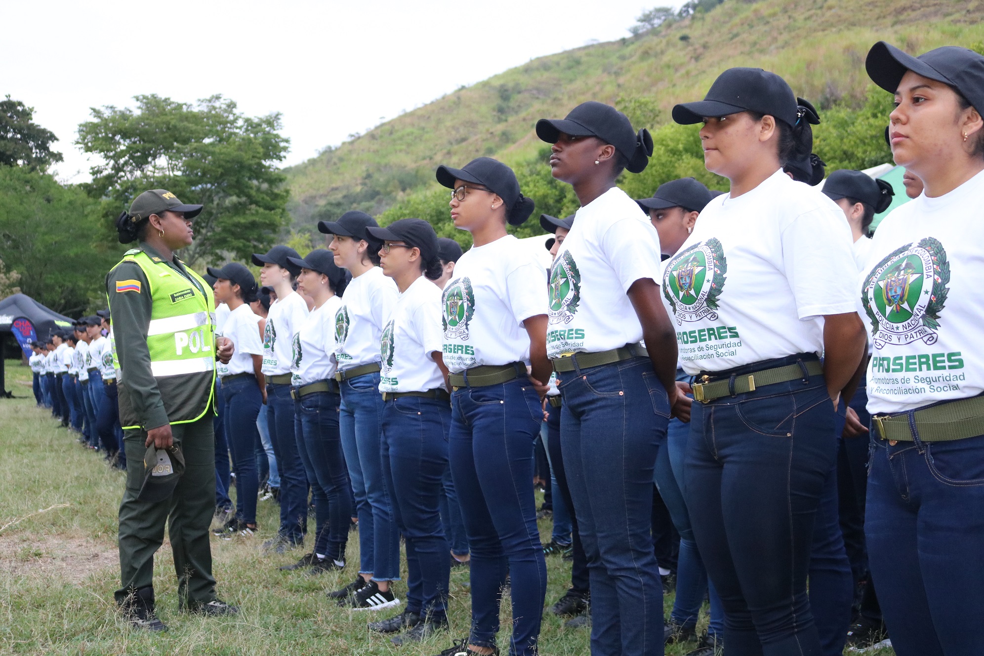 Primeras-mujeres-auxiliares-en-Cali