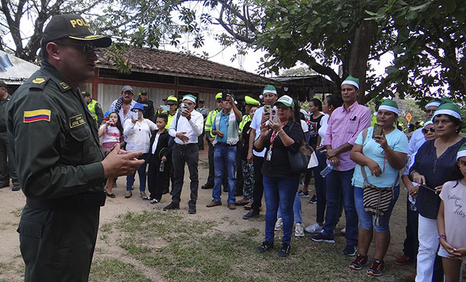En-el-Meta-la-Policía-Nacional-garantiza-una-sana-convivencia-en-navidad