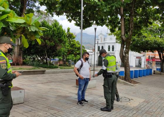 Resultados del toque de queda continuo en el Valle de Aburrá