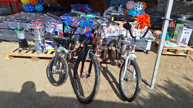 elementos donados por el comercio