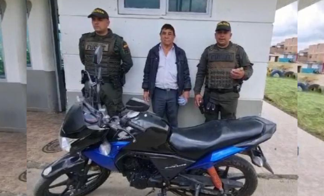 en el sector de nueva Aranda personal policial logro la recuperación de una motocicleta