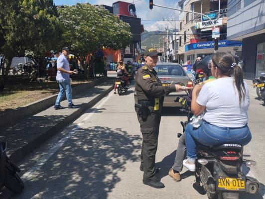 Generar mayor conciencia en los ciudadanos para evitar el uso de la pólvora. 