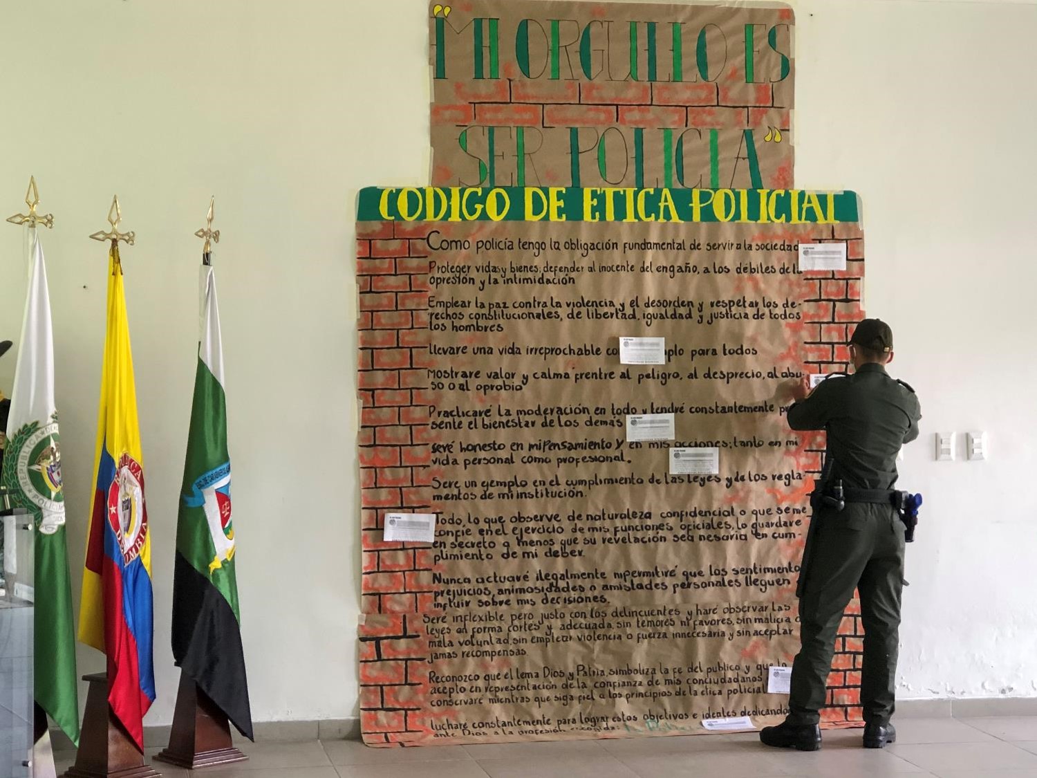 Campaña "Mi orgullo es ser Policía" Escuela de Carabineros Alejandro Gutiérrez