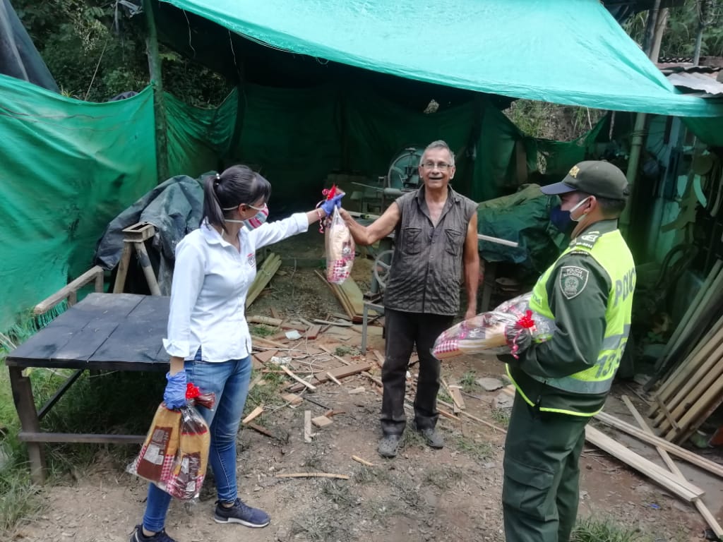 Campaña_Llevando_El_Pan_A_Tu_Mesa_Rionegro_3
