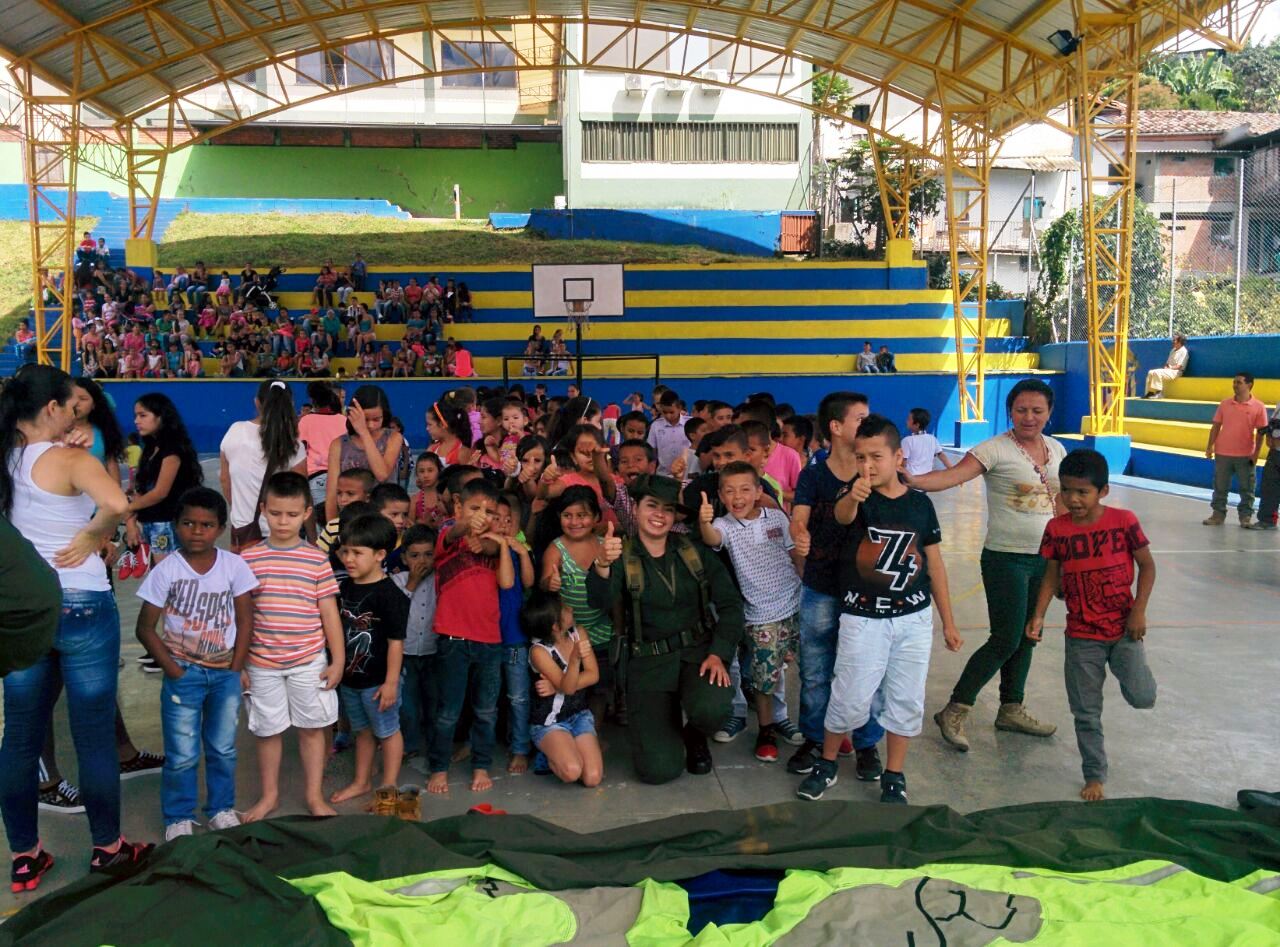 Más de 200 menores se han vinculado a las actividades de prevención.