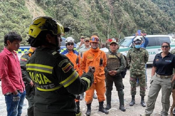 Capacitación a la comunidad por parte de PONALSAR