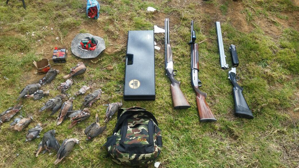 policia-captura-ciudadanos-caza-ilegal