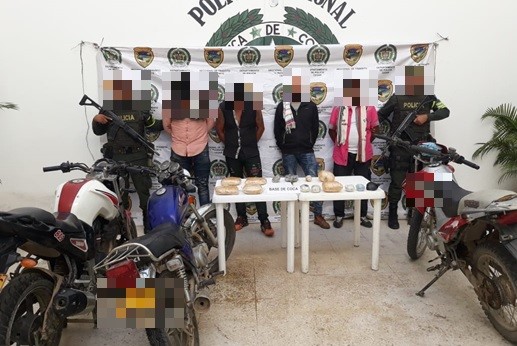 Capturadas-cuatro-personas-cuando-movilizaban-9-kilos-de-coca-en-tres-motocicletas