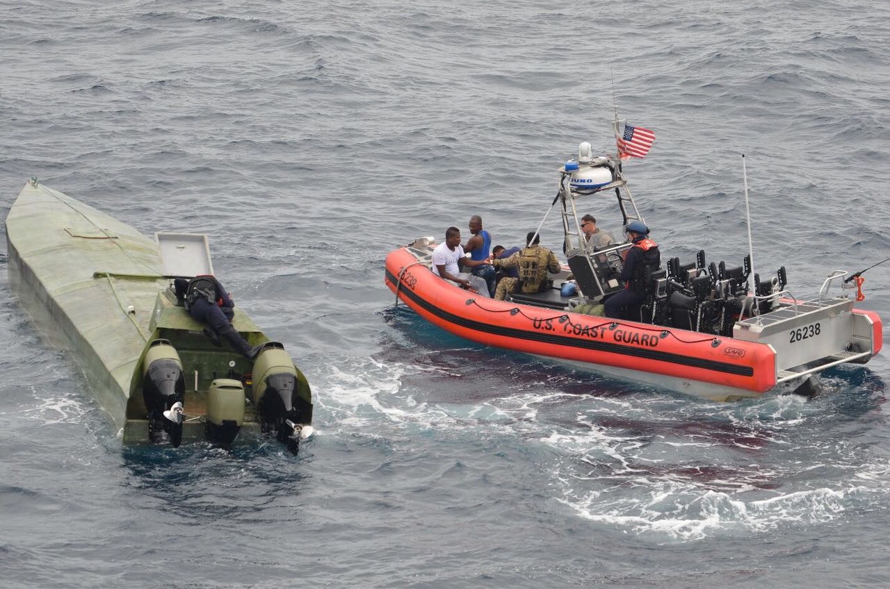 Capturadas-seis-personas-en-aguas-internacionales 