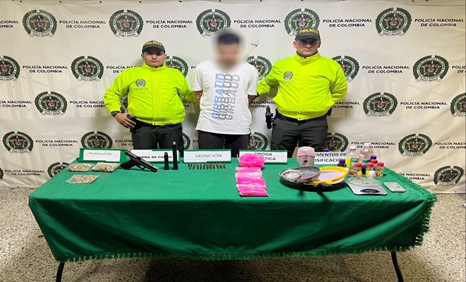 capturado por los delitos de fabricación, tráfico o porte de estupefacientes y porte ilegal de armas de fuego