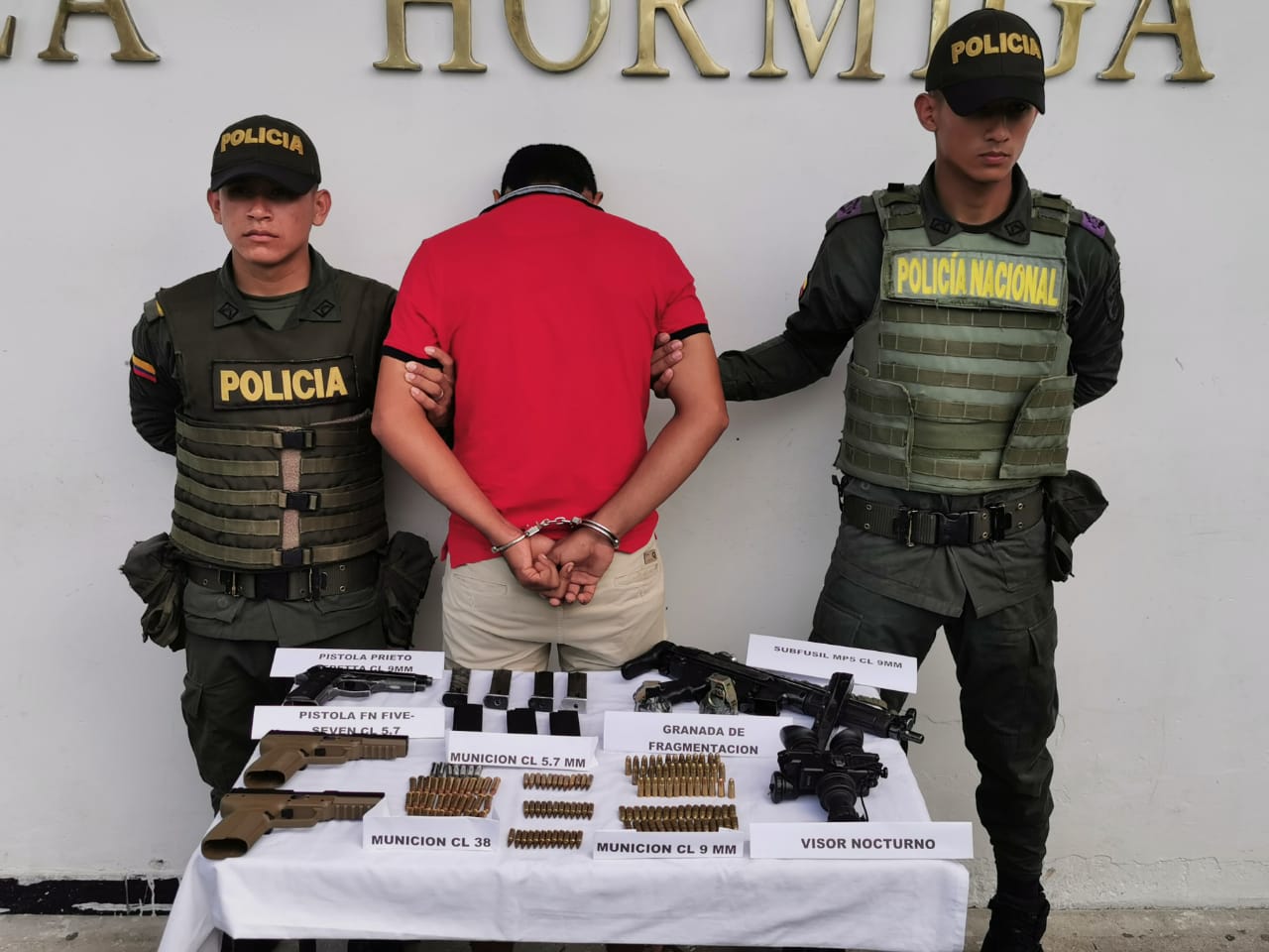 Somos uno, somos todos contra el tráfico de armas