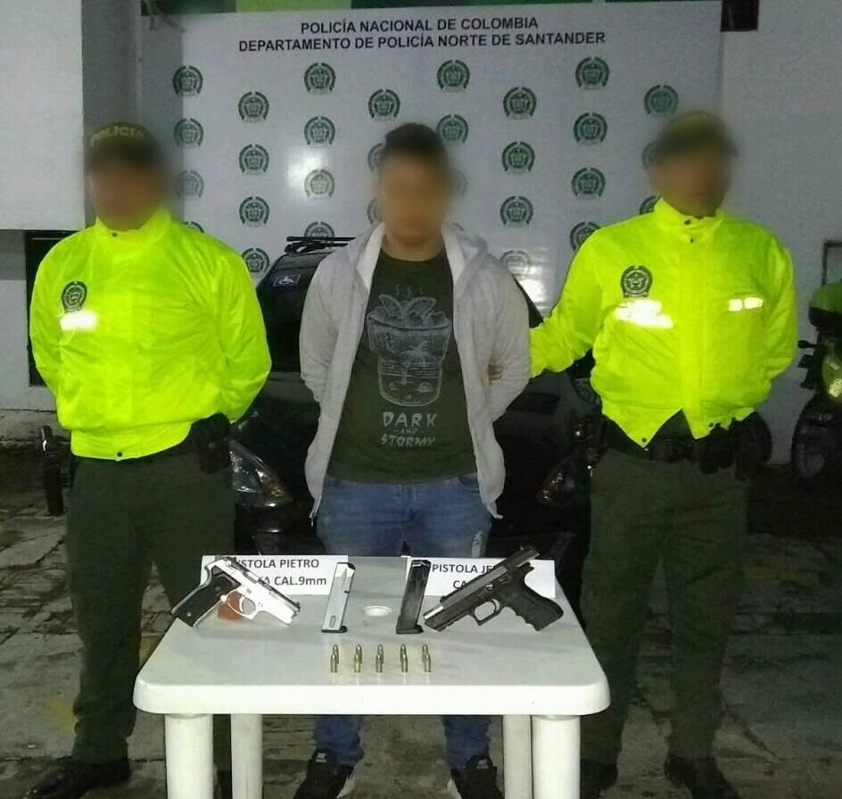 sorprendido-con-armas-de-fuego-en-el-vehiculo