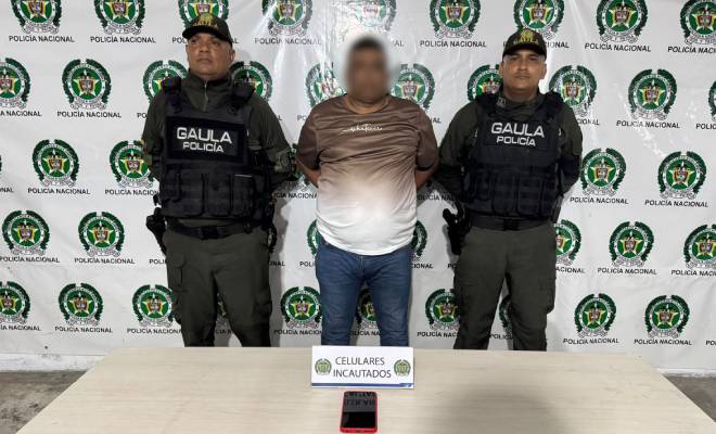 El capturado fue dejado a disposición de la Fiscalía General de la Nación, en cumplimiento de la orden judicial en su contra.