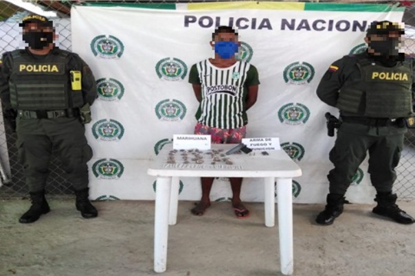 capturados por tráfico de narcóticos y porte de armas