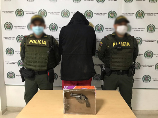 Capturamos a “El duende” por porte ilegal de armas de fuego 