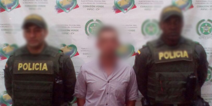 Policía-captura-hombre-por-atacar-un-perro-con-arma-blanca-1 