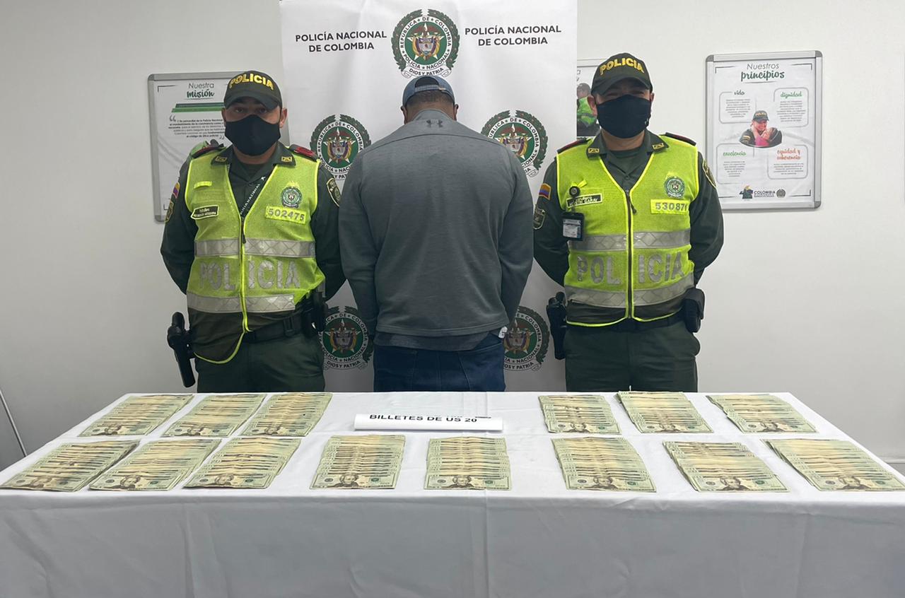Capturado en flagrancia hombre de 29 años de edad por el delito de lavado de activos