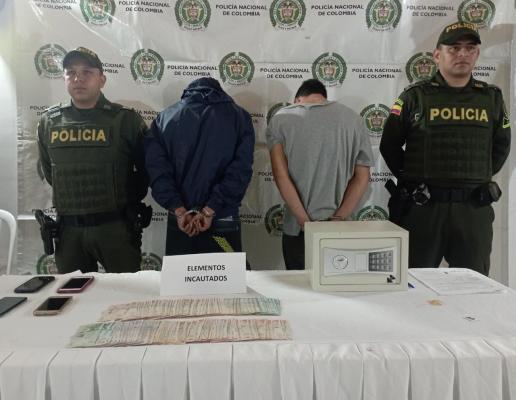 Tres hombres capturados en dos hechos simultáneos en la vía Armenia – Circasia por el delito de hurto