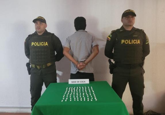 Un ciudadano fue capturado por portar 100 dosis de estupefacientes 