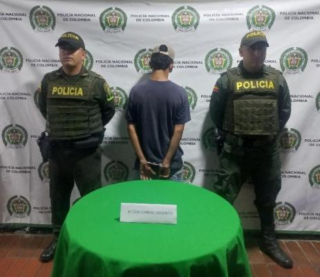 Hombre capturado por acceso carnal