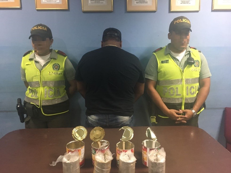 Policía Nacional incauta en el aeropuerto de San Andrés 2964 gramos de marihuana