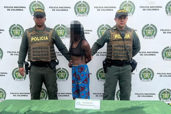 capturados por agresión físicamente a su madre