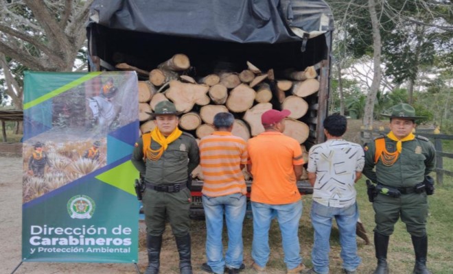En flagrancia fueron sorprendidos tres personas infringiendo la ley por autoridades 