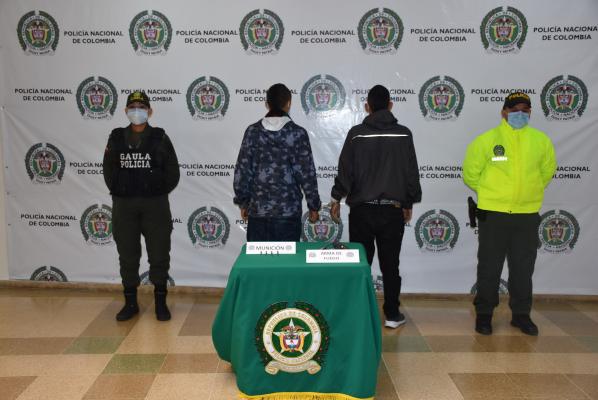 Fueron capturados portando un arma de fuego